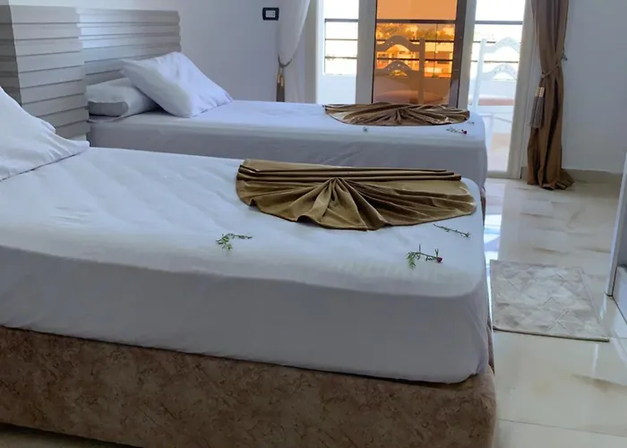 Royal Sea View Apartman *